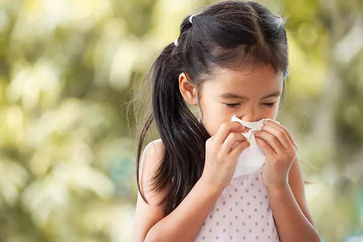 How to stop continuous coughing in a child?