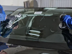 How to Create a Routine for Maintaining Automotive Glass