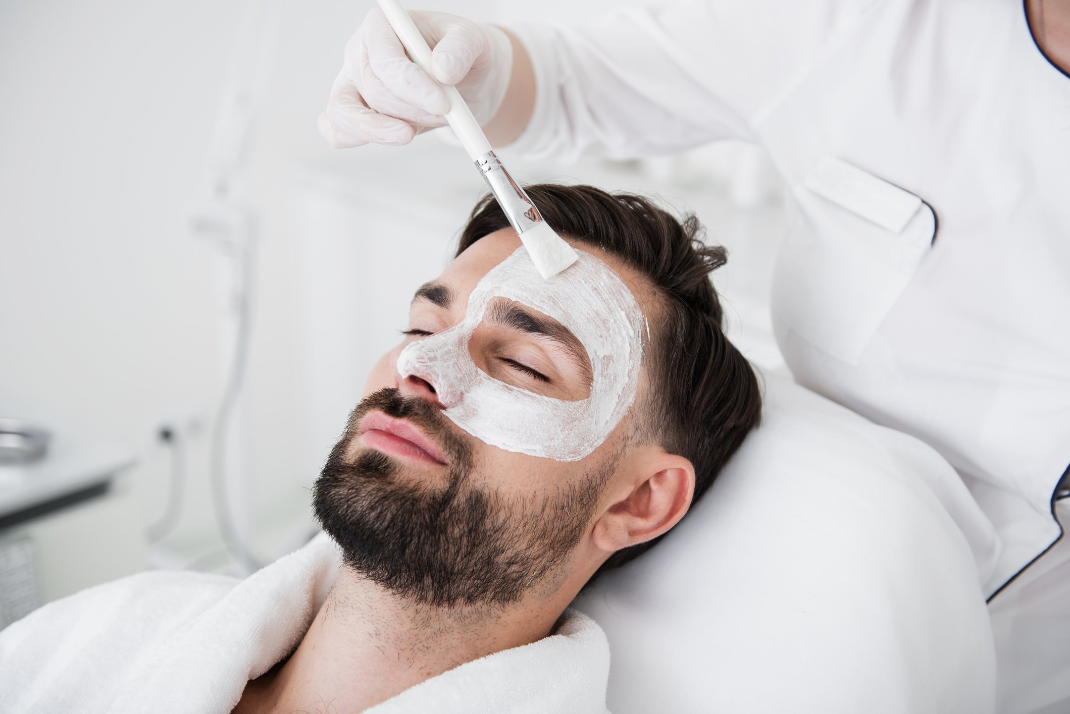 5 Luxury Facial Treatments Every Man Should Experience at Least Once