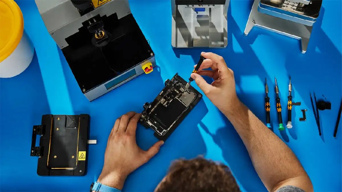iPhone parts replacement